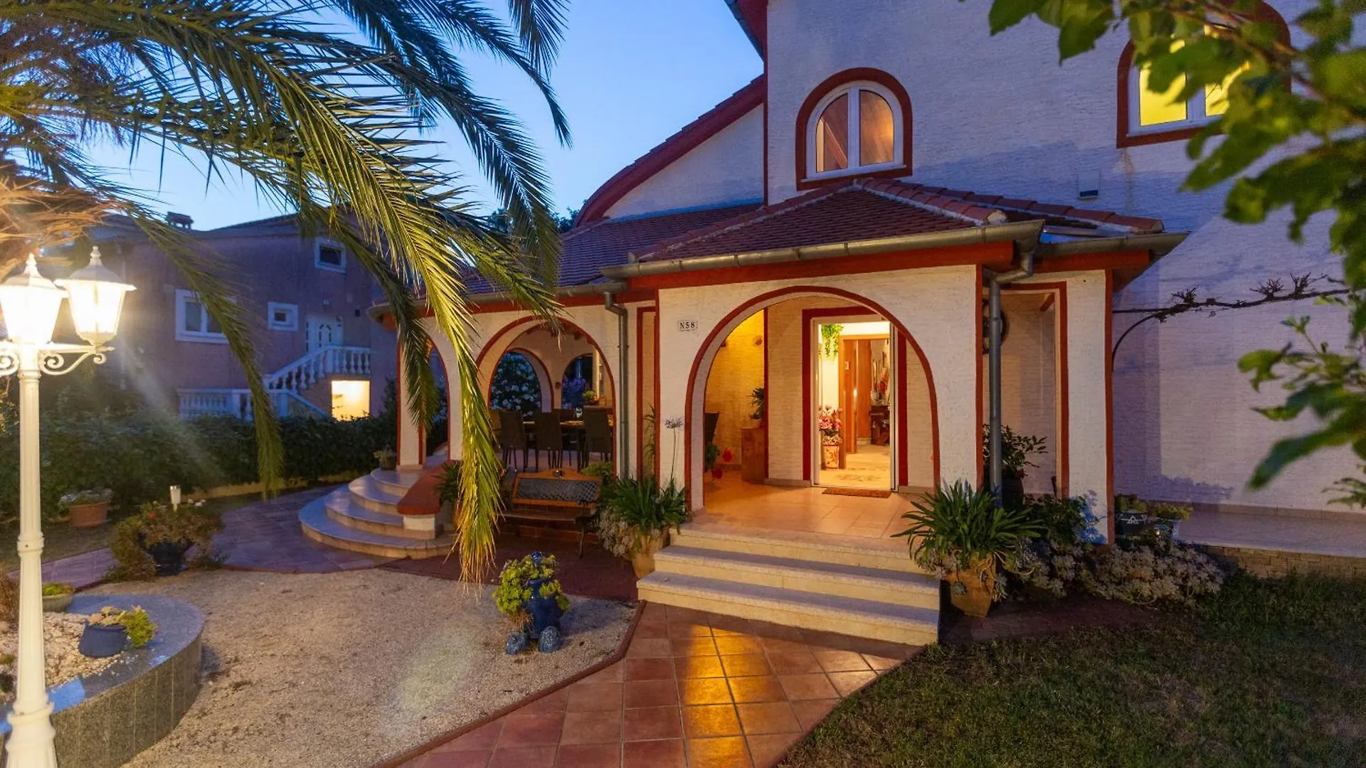 Villa Anna With Pool By Poreč