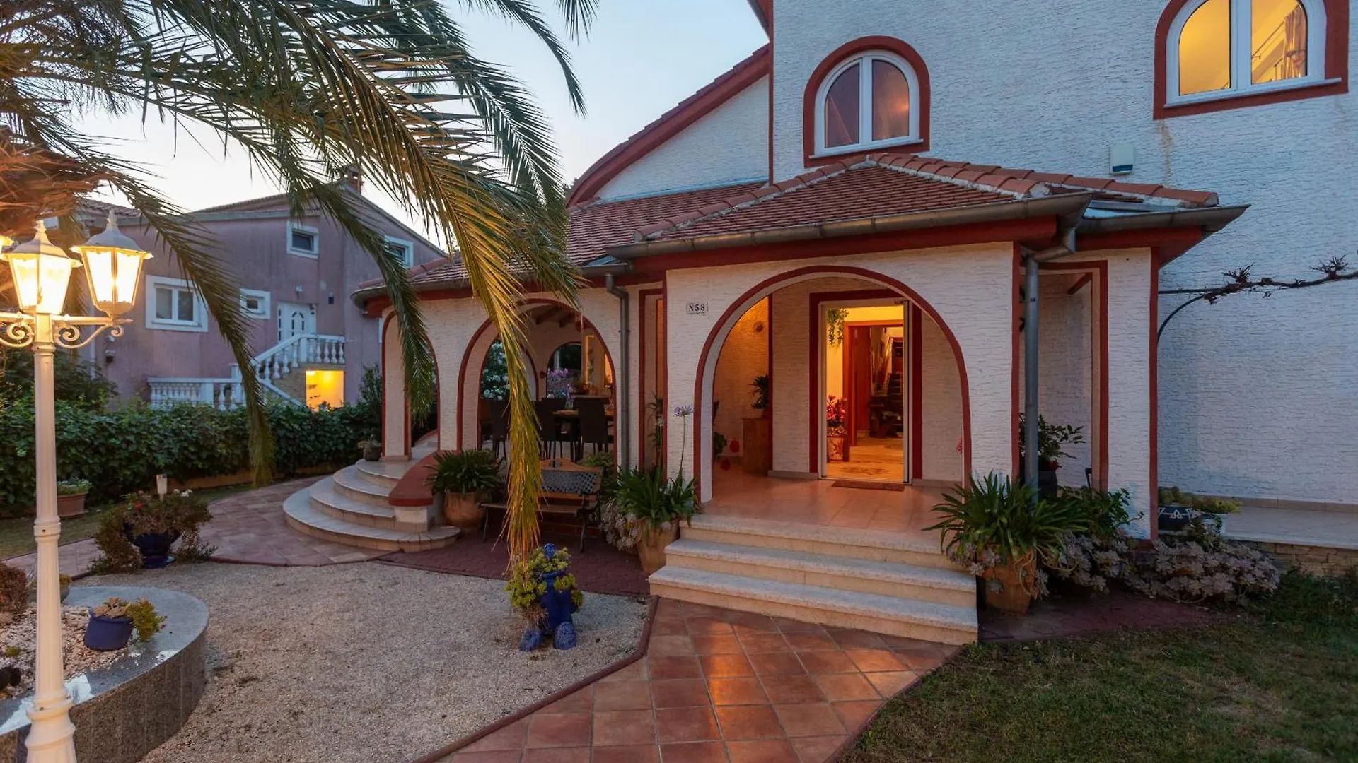 Villa Anna With Pool By Poreč